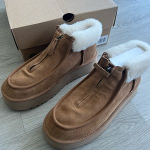 UGG - FUNKETTE BOOT